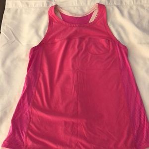 Lululemon run: silver lining tank - size 6